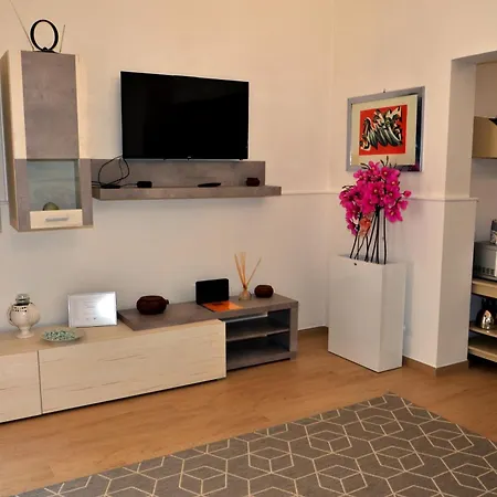 Conte Cavour Apartment Brindisi Exterior photo