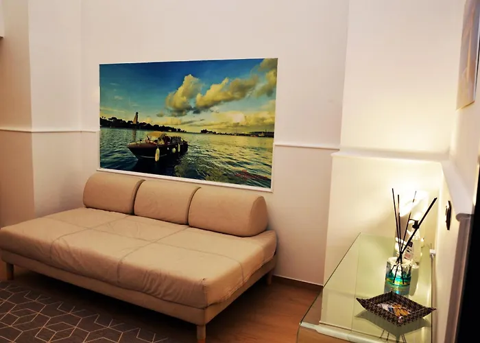 Conte Cavour Apartment